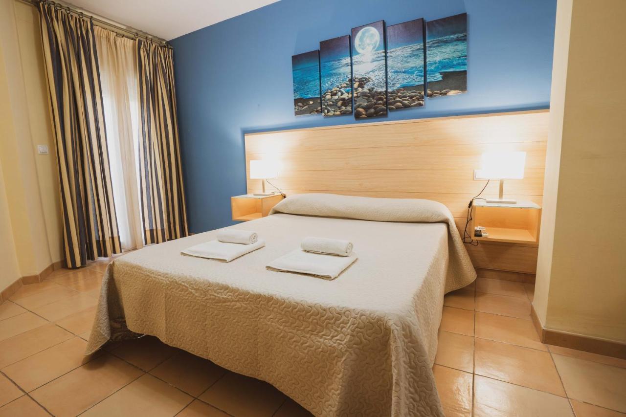 Hotel Sierra De Huesa Esterno foto